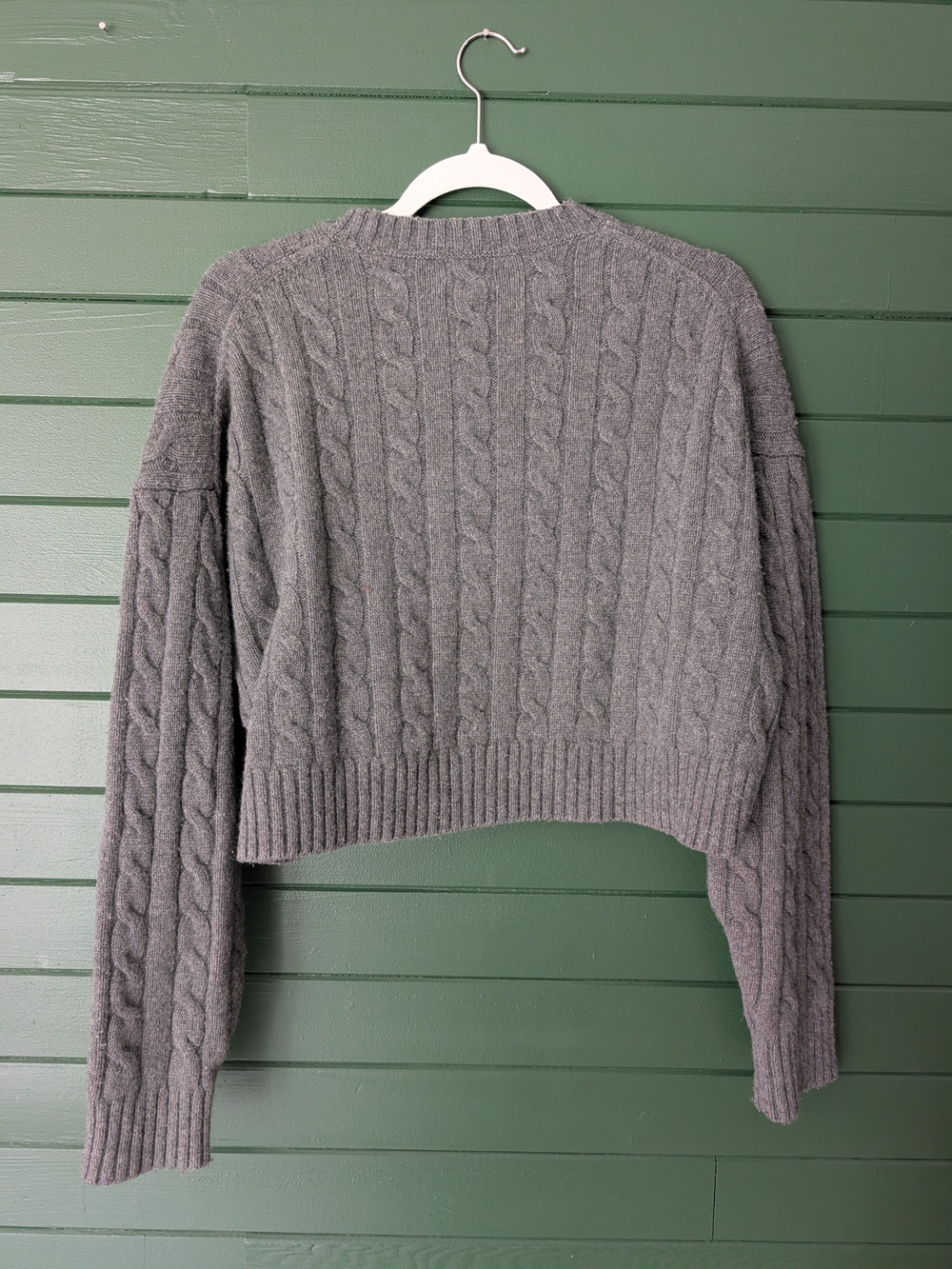 Sunday Best Gray Cable-Knit Cropped Sweater - Picture 3 of 4